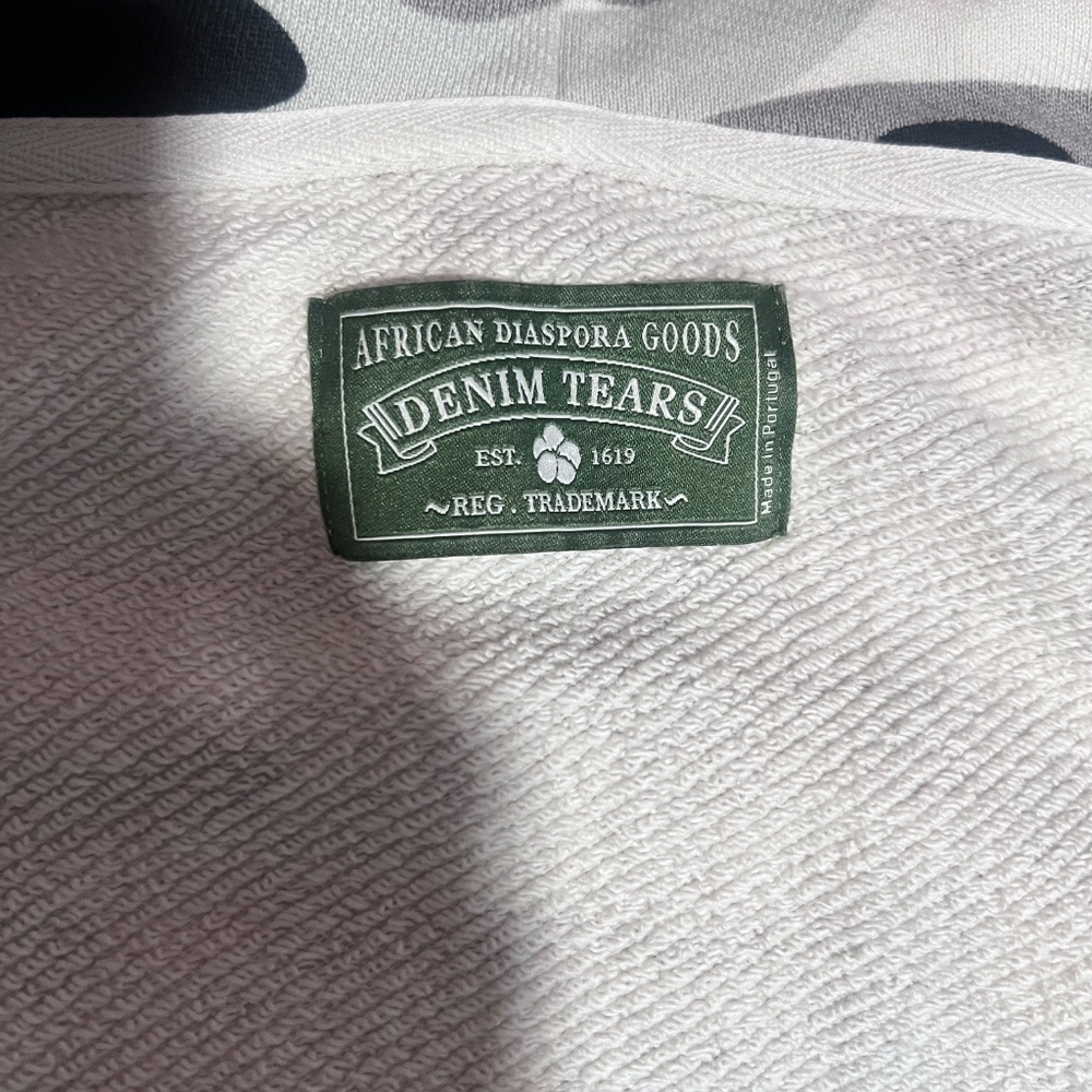 Essential suits, Denim Tears, Bathing Ape. - Picture 8 of 12